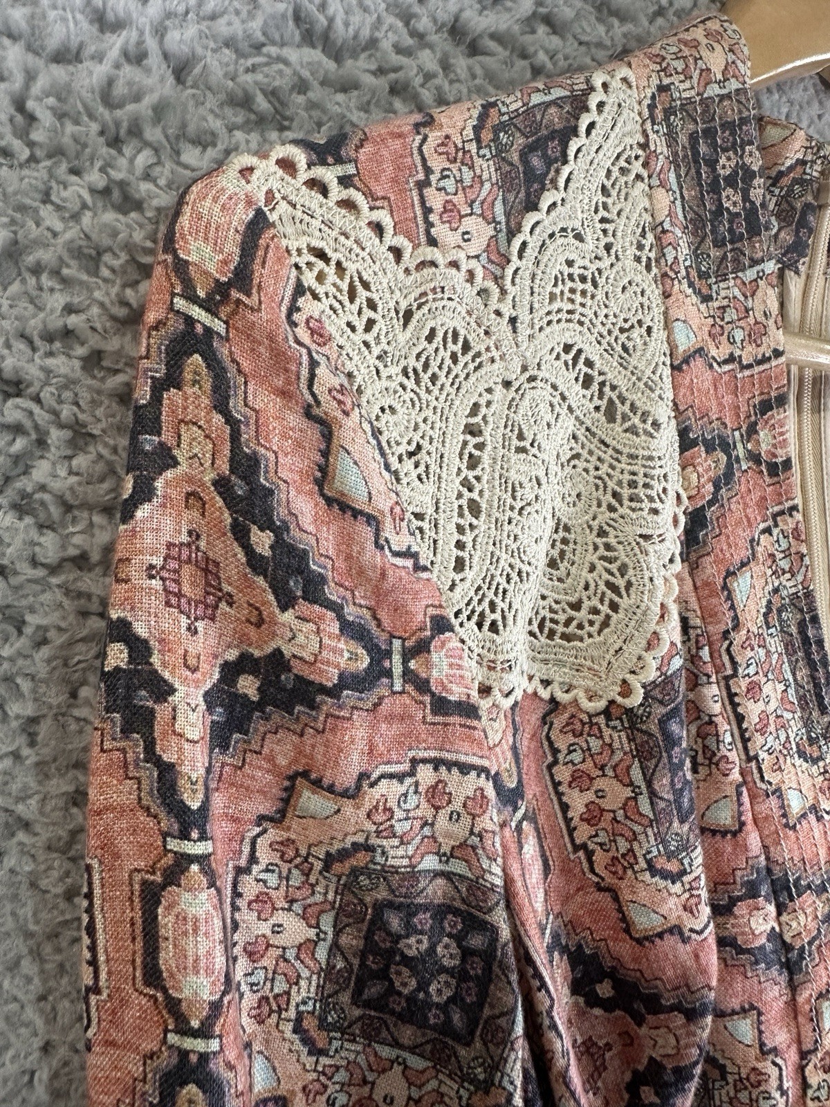 Zimmermann - Women's Size 0 Empire Konya Linen Boho V Neck Lace Trim Mini Dress.