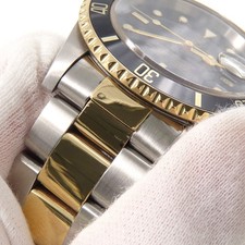 ROLEX Submariner Date 40mm Steel 18K Yellow Gold Black Dial 16613 5