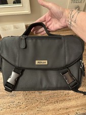 Genuine Deluxe Nikon Digital SLR DSLR Black Shoulder Camera Case Bag