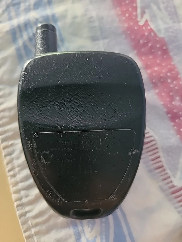 keyless remote key fob FCC ID GOH-GMHHU01 alarm control transmitter car starter - Image 2 of 4