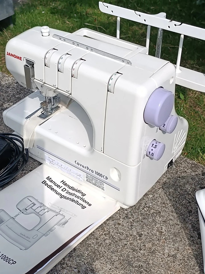 Nähmaschine Overlock COVERLOCK JANOME 1000 CP Guter Zustand! - Bild 3 von 4