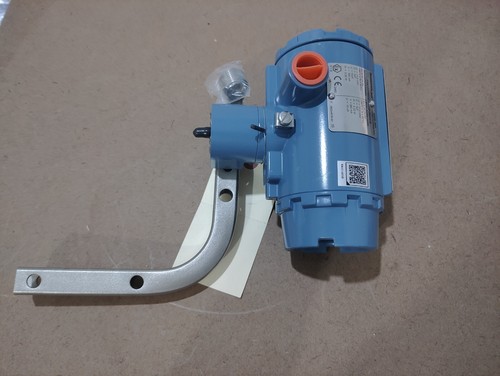 Rosemount 8800 Series Vortex Flow Meter | FedEx or DHL - Picture 8 of 23