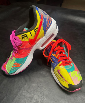Men's Size 9 - Nike Air Max 2 Atmos, Multi-Color