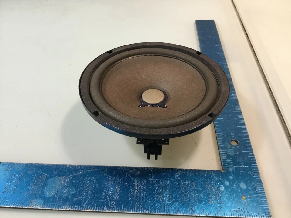 Altavoz puerta trasera izquierda Jaguar XJ8 98-03 Vanden Plas Harman/Kardon OEM E Foto 2 de 4