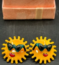 Vintage Lunch at The Ritz Vintage Latr Signed Jewelry Sun Shades