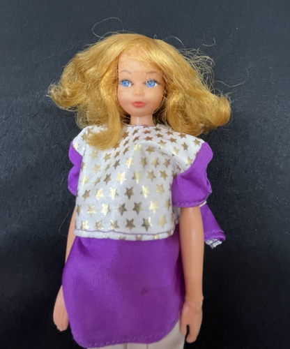Vintage 1969 Barbie's Little Sister Dramatic Living Skipper Doll - Picture 2 of 10
