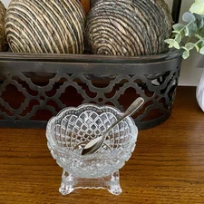 Vintage Fosteria Avon 1960’s Glass Footed Salt Cellar With Spoon