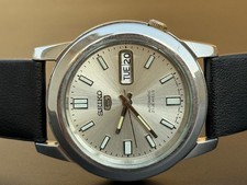Seiko 5 Watch Vintage Seiko SNX  Model Day- Date Japan S-42