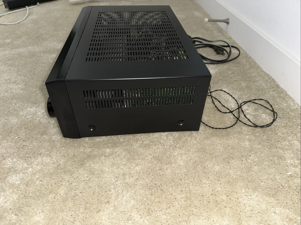 Sony STR-DE485 - 5.1 Ch AV Home Theater Surround Sound Receiver | No Remote - Image 4 of 4