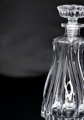 Decanter Vodka Whiskey Cognac 23 oz / 700 ml Wine Carafe Czech Bohemian Crystal - Picture 4 of 9