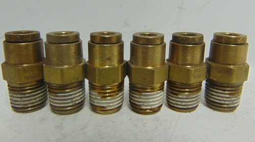 EATON BRASS PUSH TO CONNECT MALE AIR BRAKE 1/4 OD 1/4 NPT **LOT OF 6**