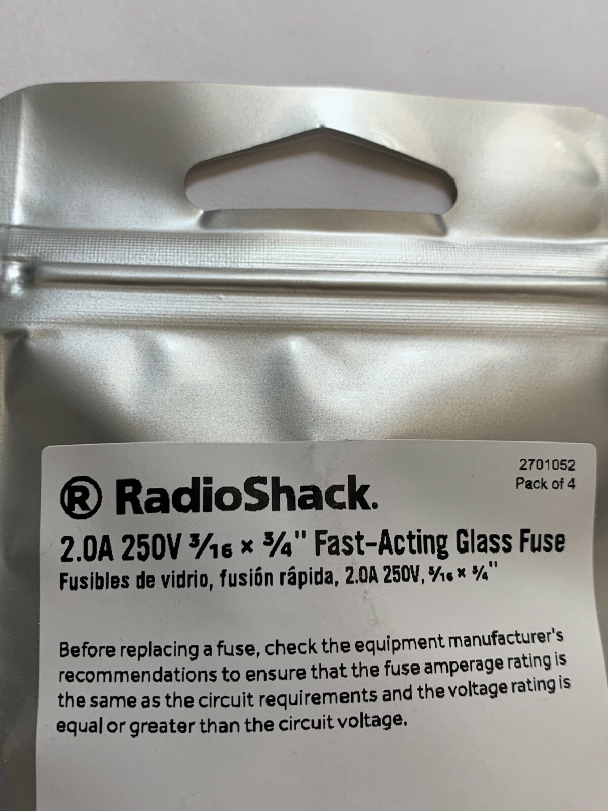 Pack of 4 Radio shack 2 Amp 250V Glass GMA Type Fuses 5 x 20 MM Fast Acting