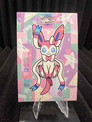 Floating Sylveon - Cracked Ice Holo - Let's Go Eevee Database - Pokemon Card NM