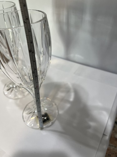MIKASA BERKELEY 6 3/4" WINE GLASS CRYSTAL. PAIR - Picture 5 of 6