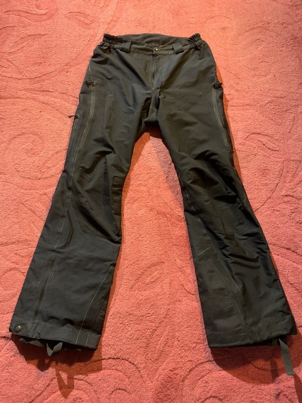 VINTAGE Patagonia Drop Seat Snowboarding Pants Women’s Size 68Black Winter Ski