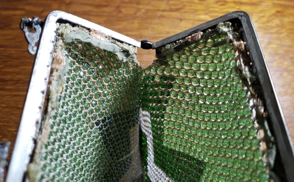 Antique Deco Green Glass Beaded Purse with Ornate Metal Frame Chain Handle READ - Image 4 of 4