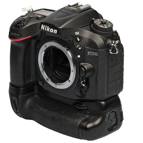 Nikon D7200 schwarz gebraucht Zustand Gut - Bild 1 von 5
