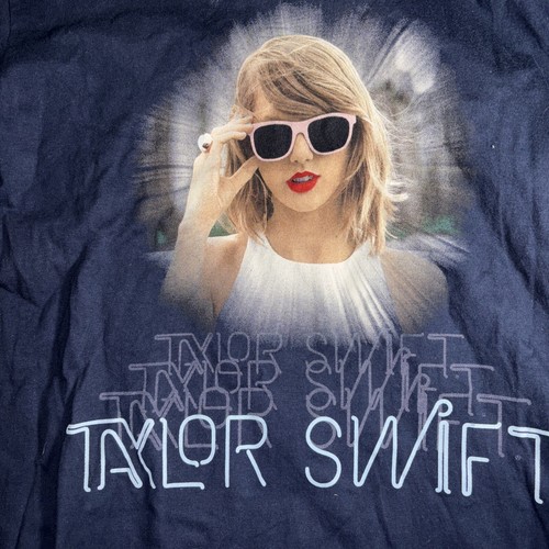 Taylor Swift T-Shirt 2015 “The 1989 World Tour” Concert Era Size Small Preowned - Picture 7 of 7