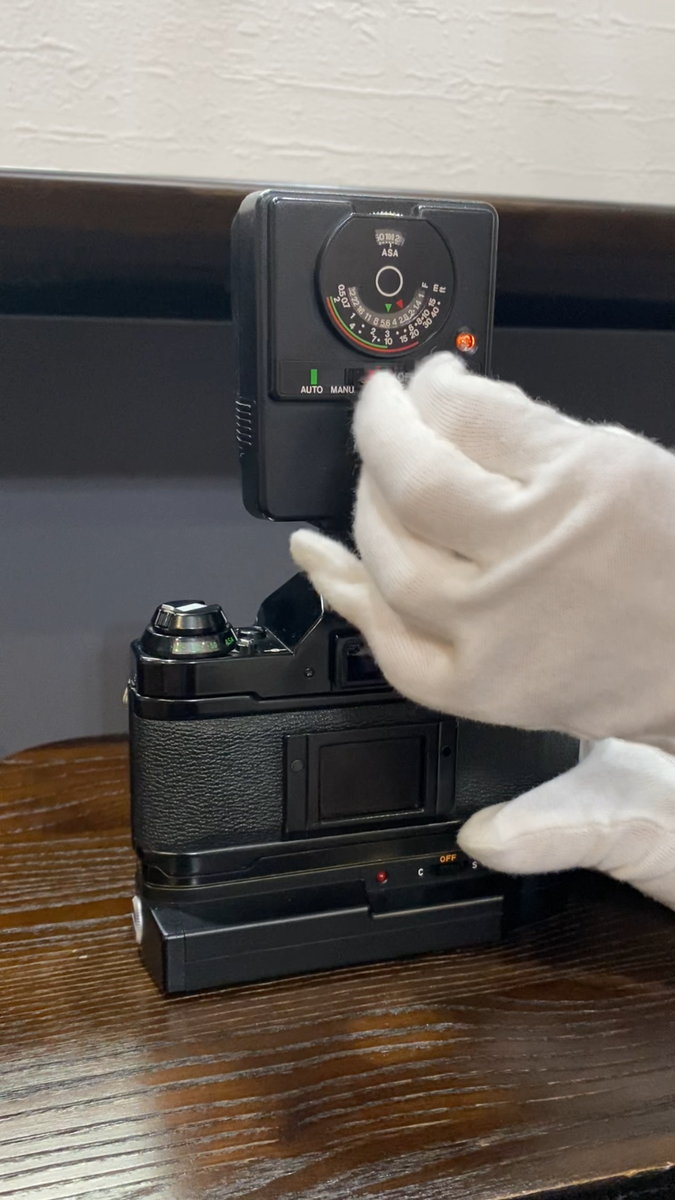 【動作品】Canon AE-1 ブラック NFD 50mm f/1.8 Canon AE-1 50mm Camera Program Film f⁄1.8 with Lens 35mm - Black