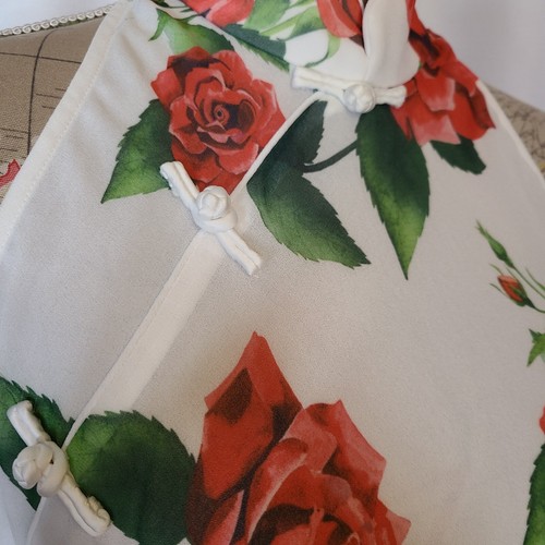 Sau Lee Größe 14 Gladys weiß rot Rose ärmellos Mandarinkragen Maxikleid neu mit Etikett - Bild 8 von 15