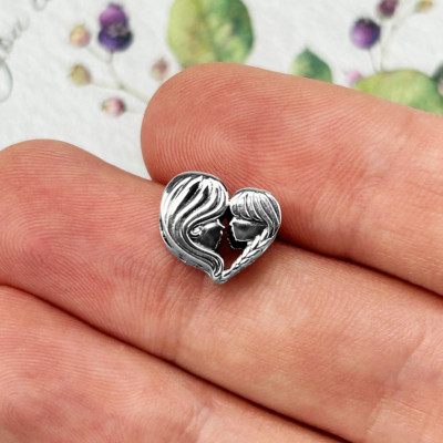 Authentic Mother and Daughter Hearts Dangle Charm 925 Sterling Silver Necklace