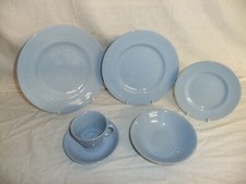 Woods Ware - Iris - Vajilla de cerámica azul cielo vintage de mediados de siglo - 8A6C #