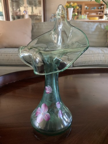 FENTON SEA GREEN TULIP HAND PAINTED VASE JACK IN PULPIT SIGNED 11” - Picture 10 of 11