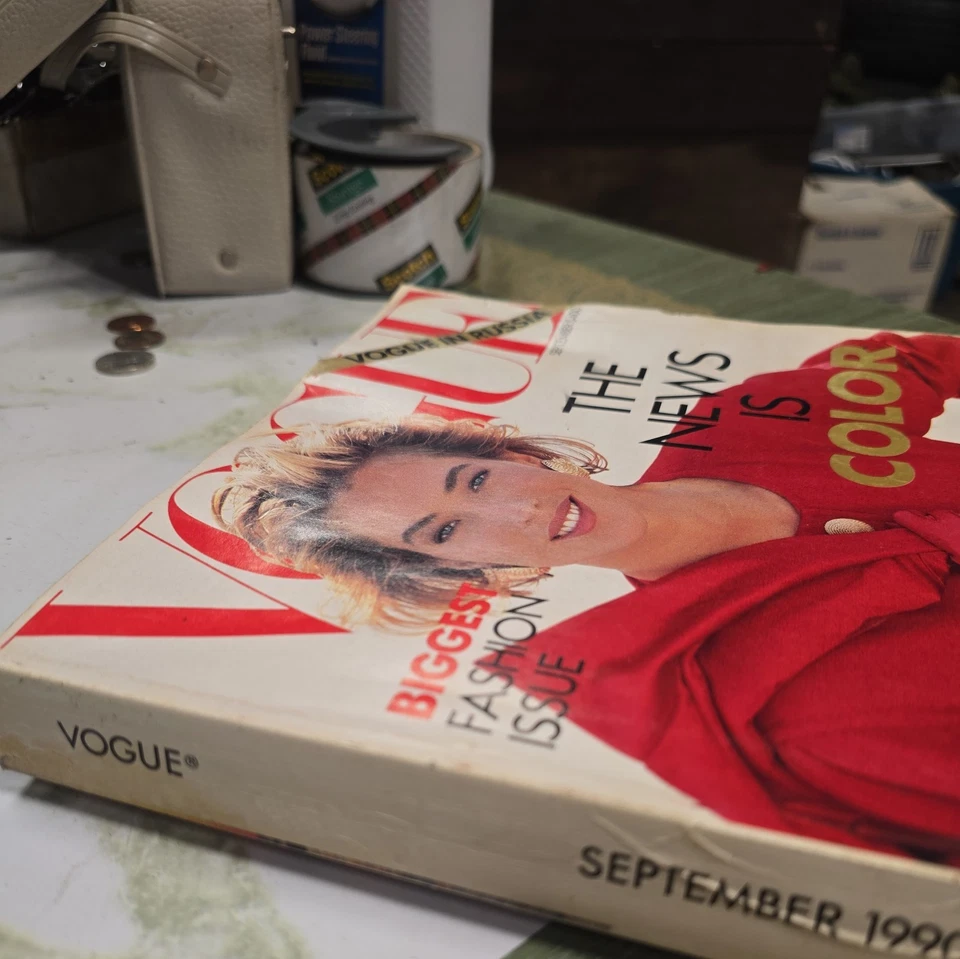 Vogue Magazine September 1990 Tatjana Patitz Cover US ~ 90s Fashion Styles — 第 4/4 张图片