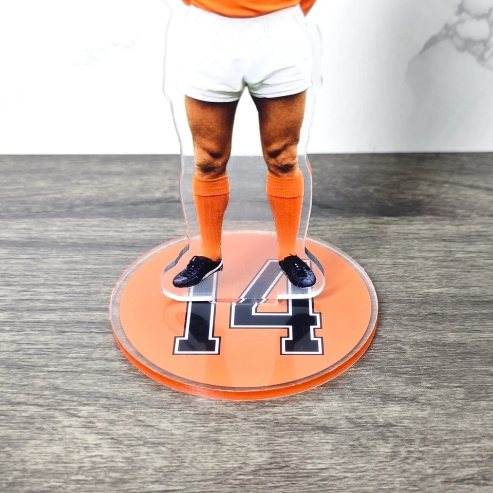 Johan Cruyff Acrylic Stand Figure - Netherlands National Team Football Legend - Image 4 of 4