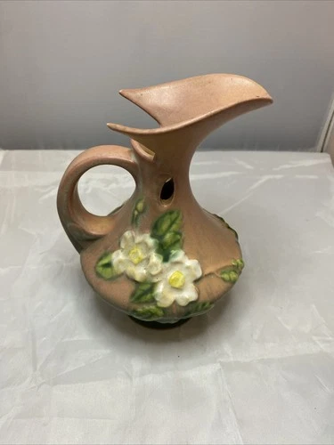 VINTAGE ROSEVILLE POTTERY WHITE WILD ROSE EWER 981-6 VASE PITCHER, MADE IN USA