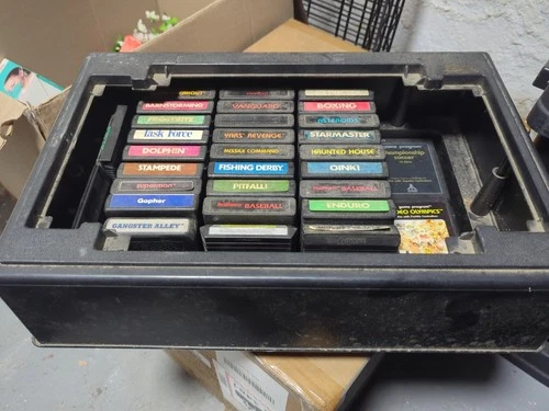 Atari 2600 Classic Game Cartridges, Untested Lot of 31 and game Center