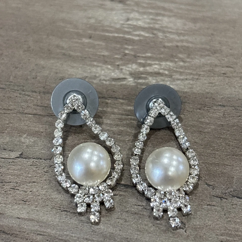 Juego de collar y pendientes Monet tono plata con perlas de imitación con pedrería #170 Foto 2 de 4