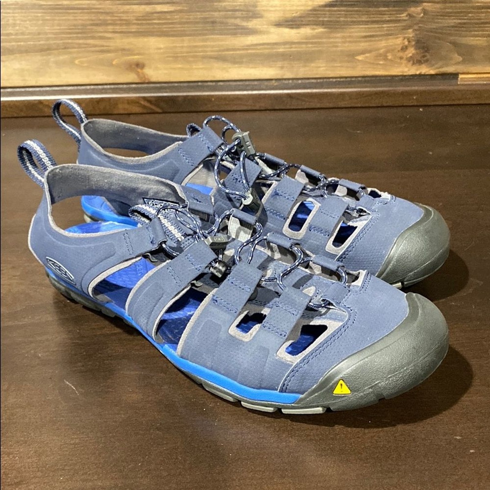 Scarpe sandalo Keen unisex Newport H2 blu acqua taglia 9 5M 11W