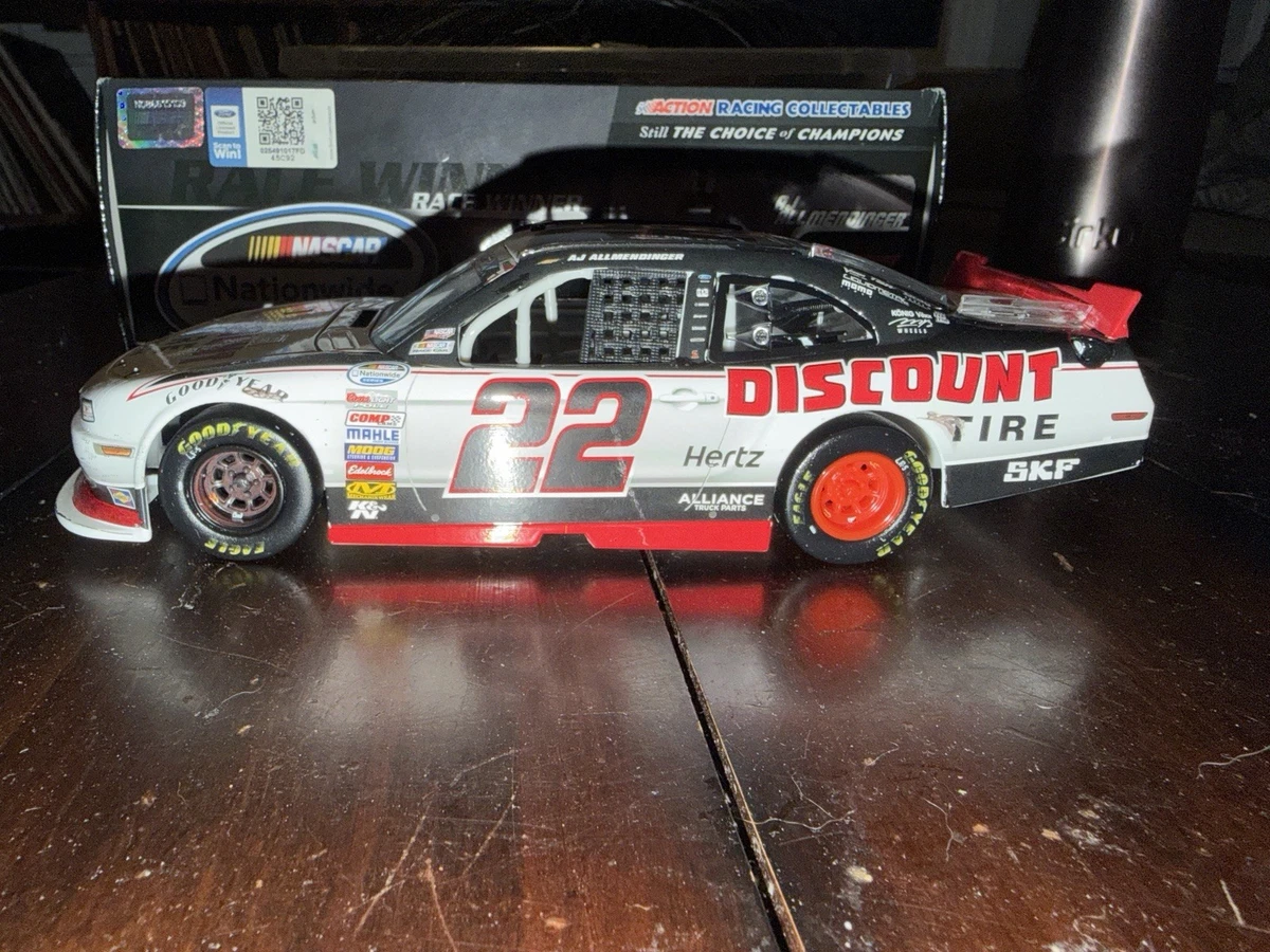Preços baixos em A.j. allmendinger Carros de Corrida NASCAR