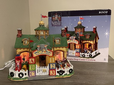 Lemax Carole Towne Collection Wee People Day Care Center 2009 Christmas Village