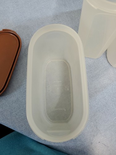 Tupperware Modular Mates Oval Set of 3 1612 1613 1614, 2 brown lids 1 blue - Picture 4 of 9