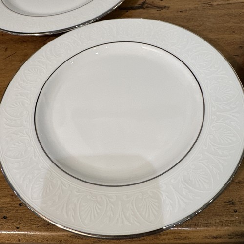 Set of 5 Lenox Hannah Platinum 8 1/8" Salad Plates - Picture 6 of 12