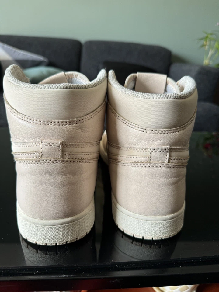 Nike Air Jordan 1 retrô alto OG Guava Ice 2018 tamanho 10.5 - 555088-801 - Imagem 3 de 4