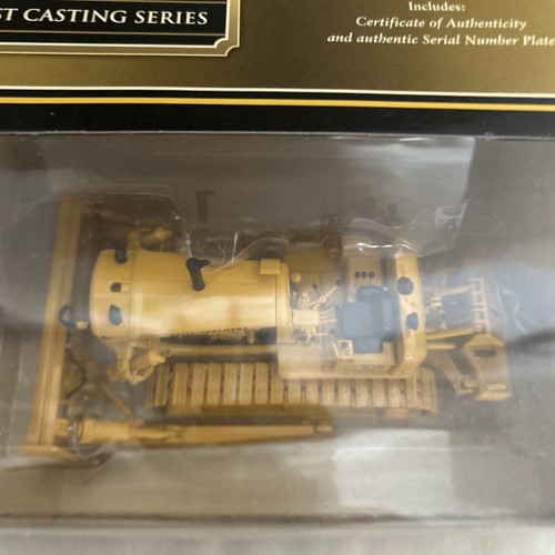 1/50 Allis Chalmers HD21 Crawler With Blade And Ripper - Picture 2 of 6