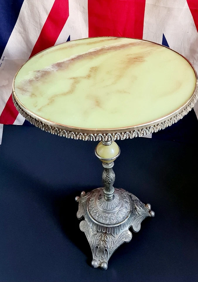 Vintage Round Onyx Look Resin Brass Effect Metal Side Occasional Wine Table  - Image 3 of 4