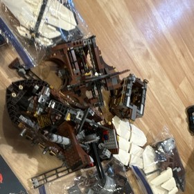 LEGO Movie MetalBeard's Sea Cow 70810 mostly Complete Set w box no figures 