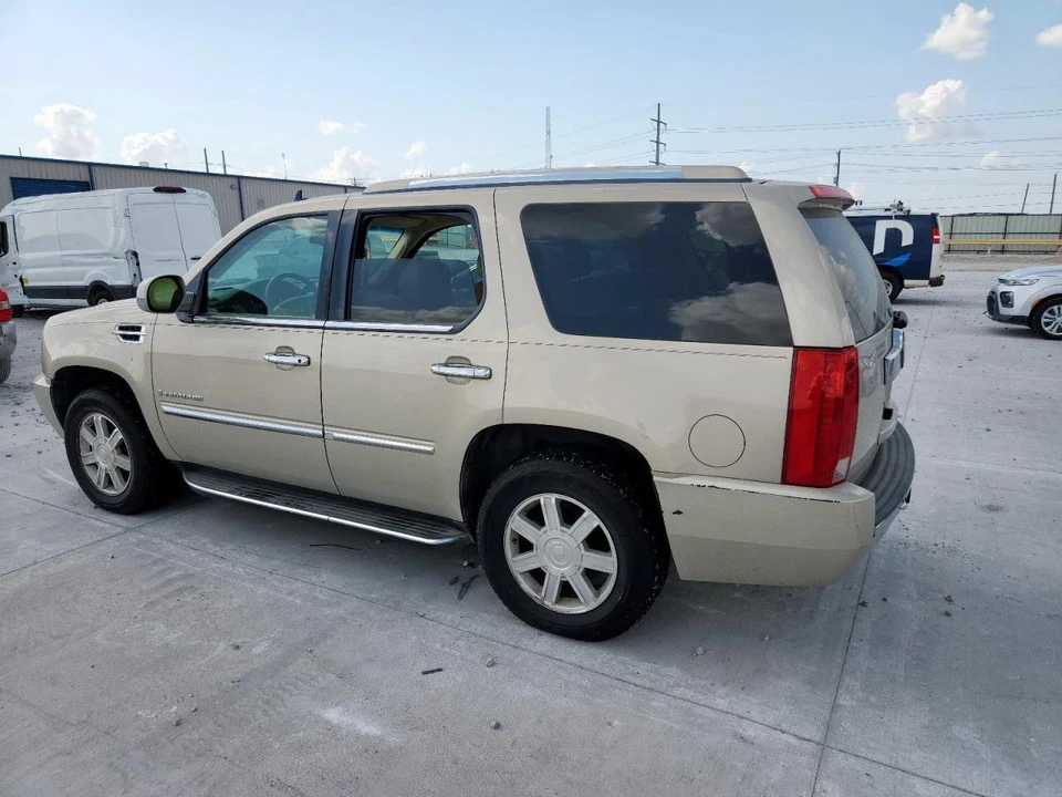 (LOCAL PICKUP ONLY) Passenger Right Front Door Thru 11/14/10 Fits 07-11 ESCALADE Foto 2 de 4
