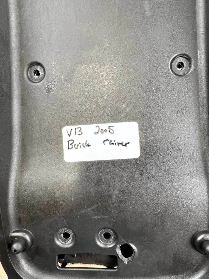 2002 - 2009 雪佛兰开拓者/吉姆西特使中控台扶手盖 - 米色 — 第 3/3 张图片