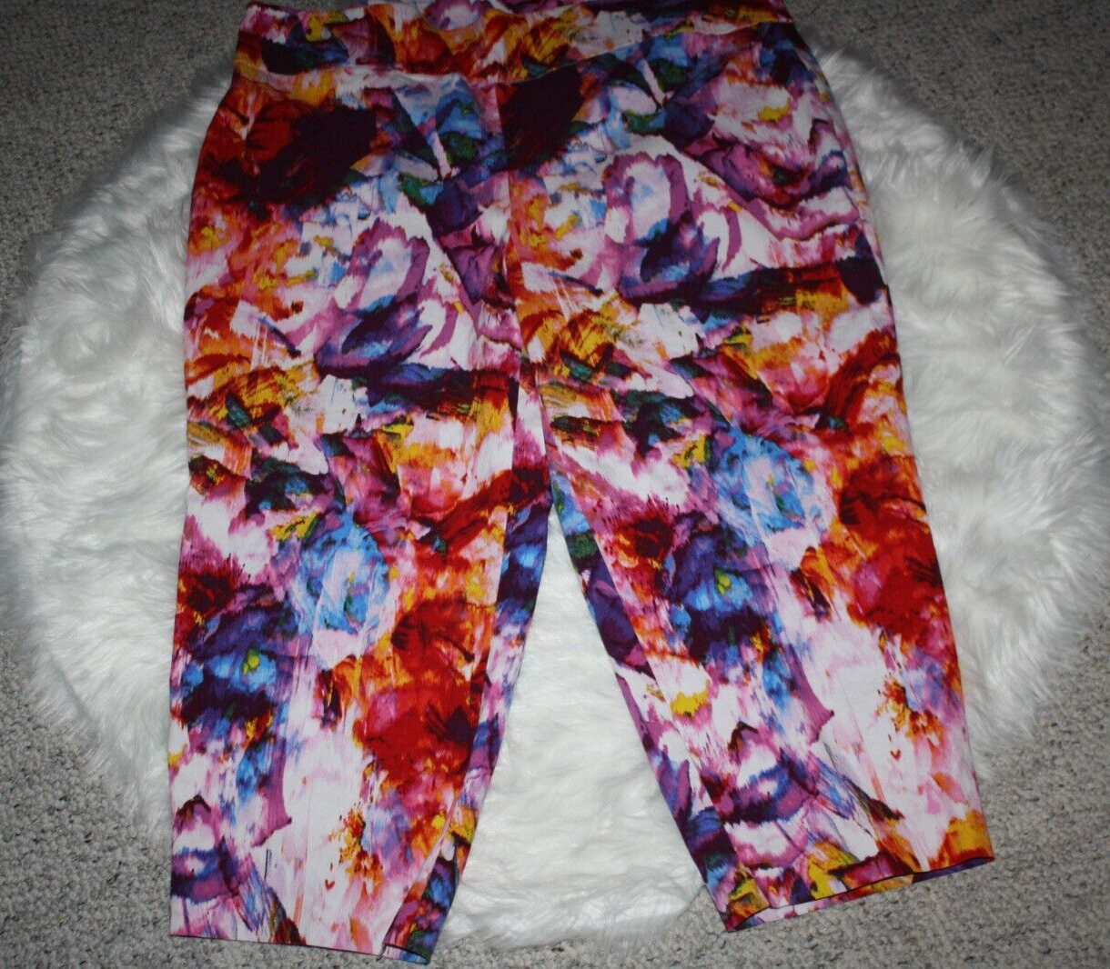 Attyre Women's Pull On Capris Pants Size 24W Water Color Summer Pants EUC |  eBay