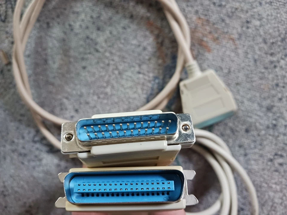 2 Centronics Kabel (Centronix auf sub-d 25 Pol), ca. 1,80 m - Bild 2 von 2