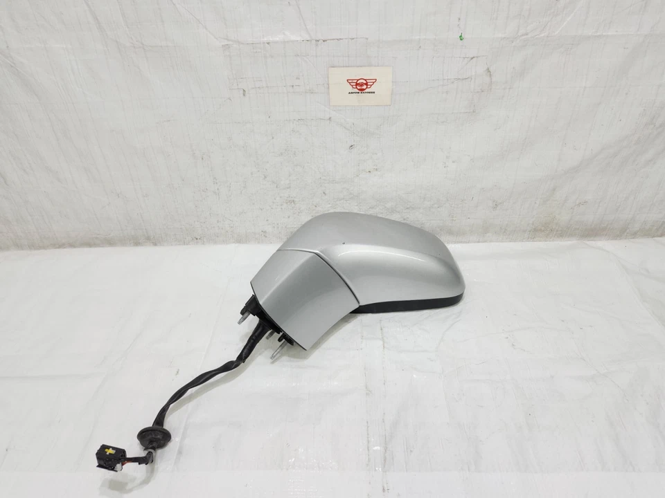 Espejo retrovisor izquierdo Chevrolet Trax 2013-2014 vista lateral del conductor plateado OEM 95243842 Foto 2 de 4