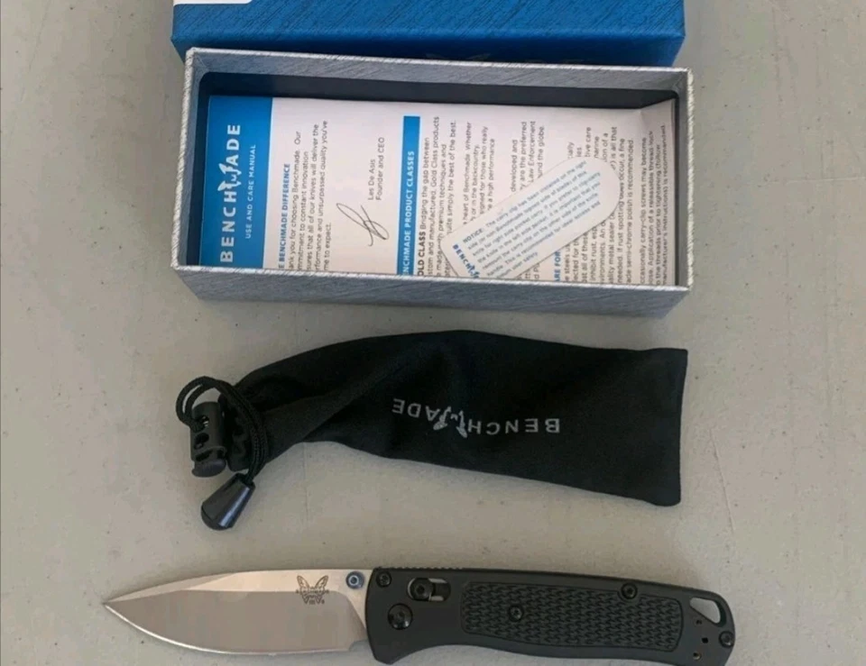 Cuchillo Plegable Benchmade Bugout - Negro (535BK-2) Foto 4 de 4