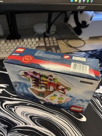 LEGO 40139: Gingerbread House SEALED Winter Village 2015 Christmas Limited Ed.