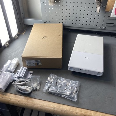 Ubiquiti UniFi UAP-AC-M-PRO Complete In Box