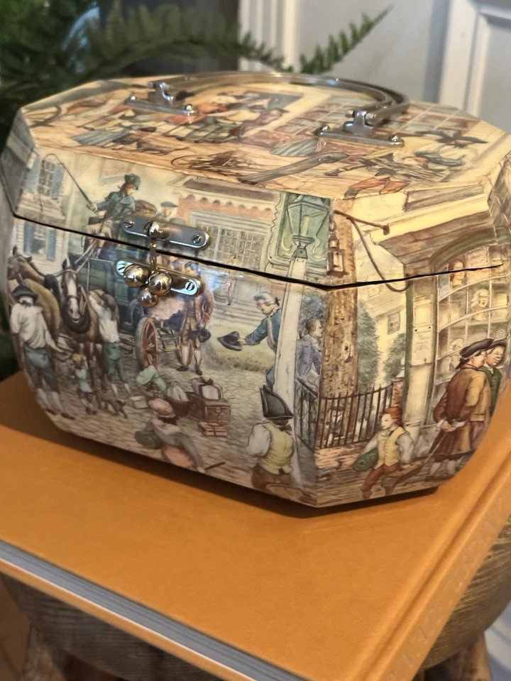 Vintage Decoupage Wood Box Purse Tan / Anton Pieck Style - Image 4 of 4